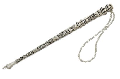 Ornate, filigree long sterling silver Torah Pointer Yad. Judaica gifts made in Israel