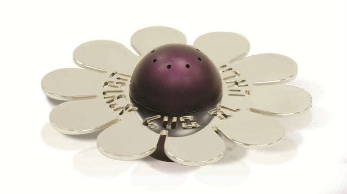Shiny Salt & Pepper Shaker – Flower Shaped with Blessing