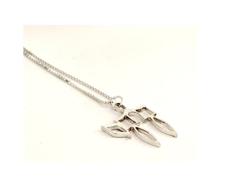Sterling Silver Hollow Chai Pendant