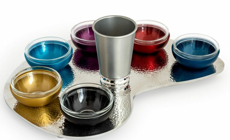 Colorful Hammered Seder Plate Made of Anodized Aluminum