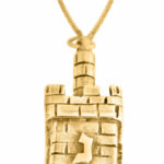 Dreidel-Shaped Necklace made of Gold