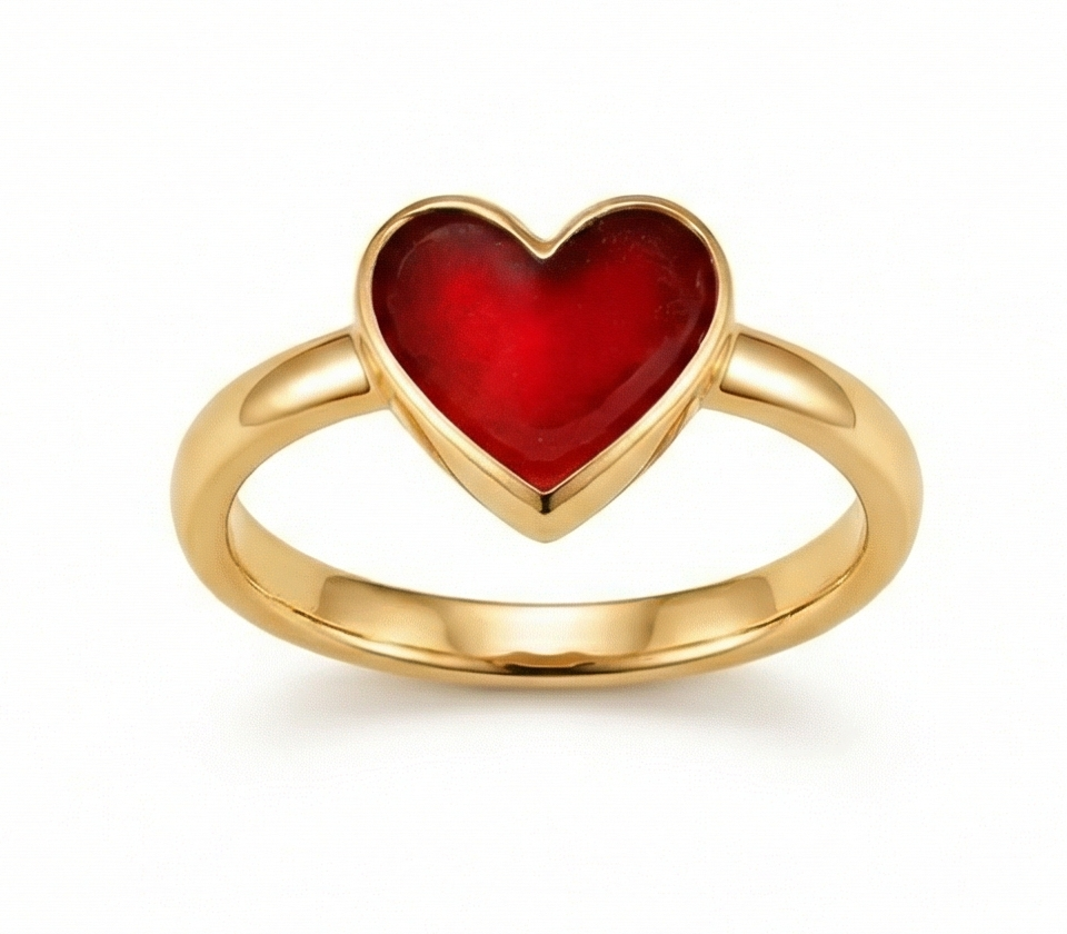 Delicate 14K Gold Ring with Heart in Enamel