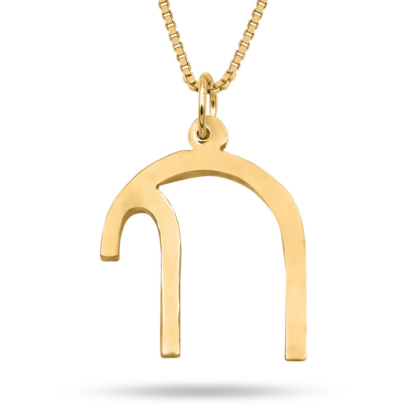 14K Gold Chai Pendant in Modern Design
