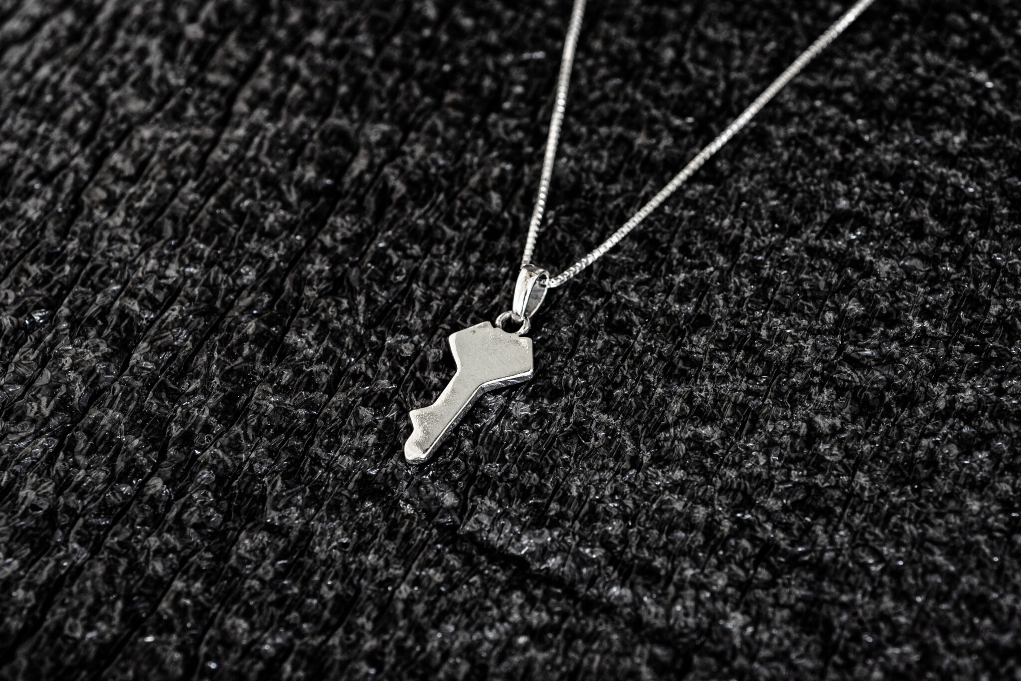 925 Sterling Silver Key Pendant