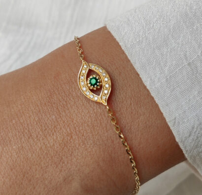 Diamonds Evil Eye Gold Bracelet with Emerald Stone
