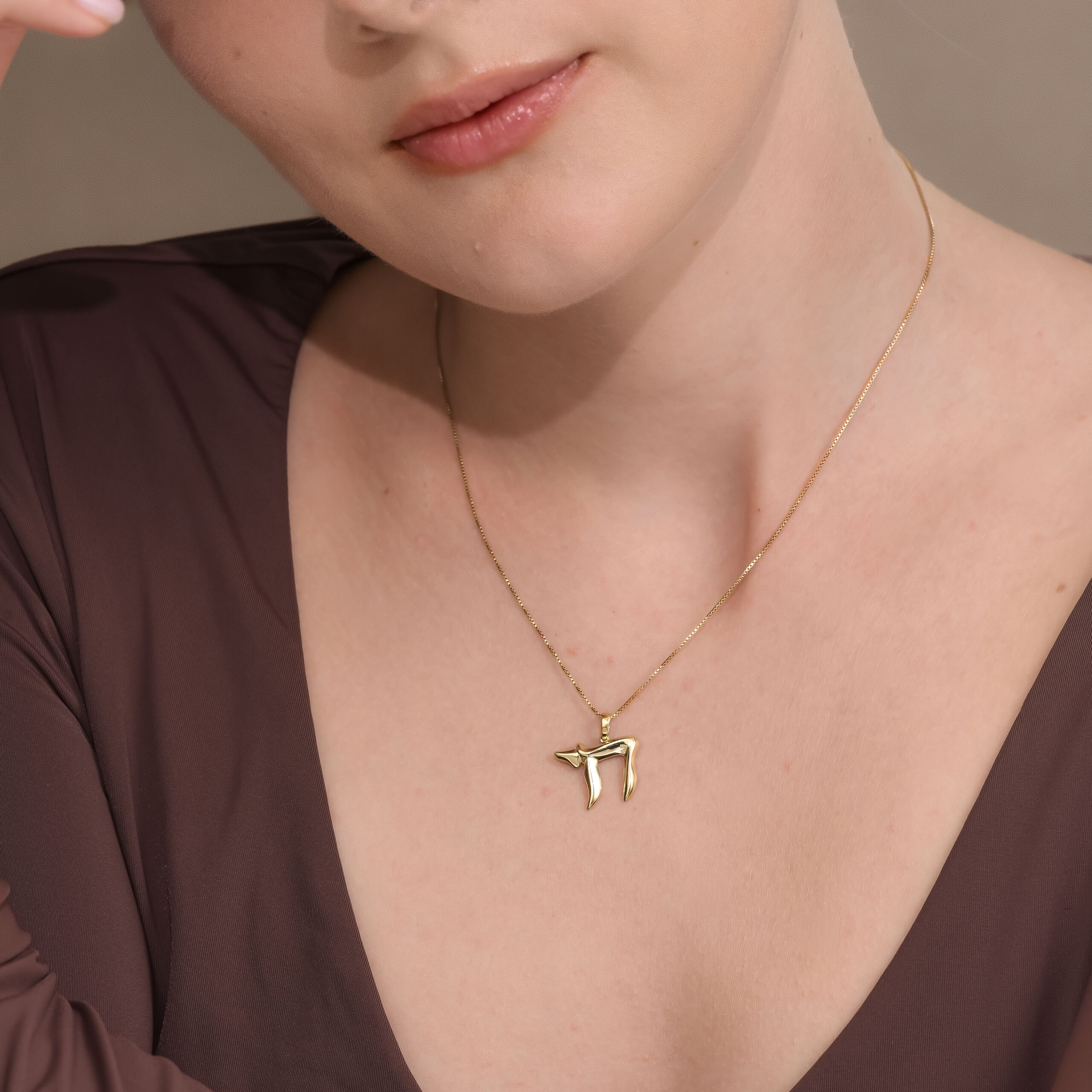 14K Gold Modern Unisex Chai Pendant Necklace