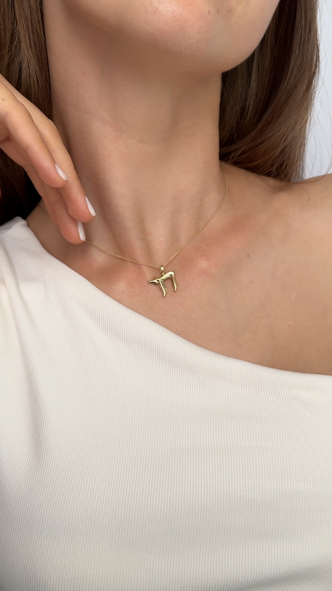 14K Gold Modern Unisex Chai Pendant Necklace
