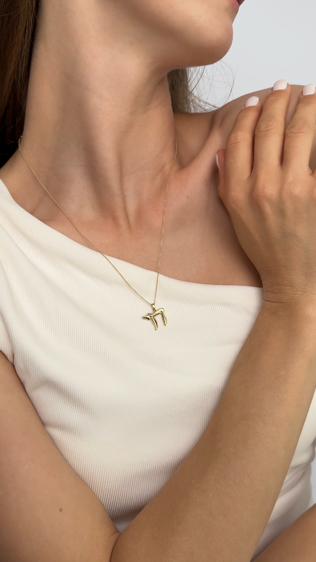 14K Gold Modern Unisex Chai Pendant Necklace