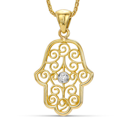 Stunning 14K Gold Filigree Hamsa Pendant for Women