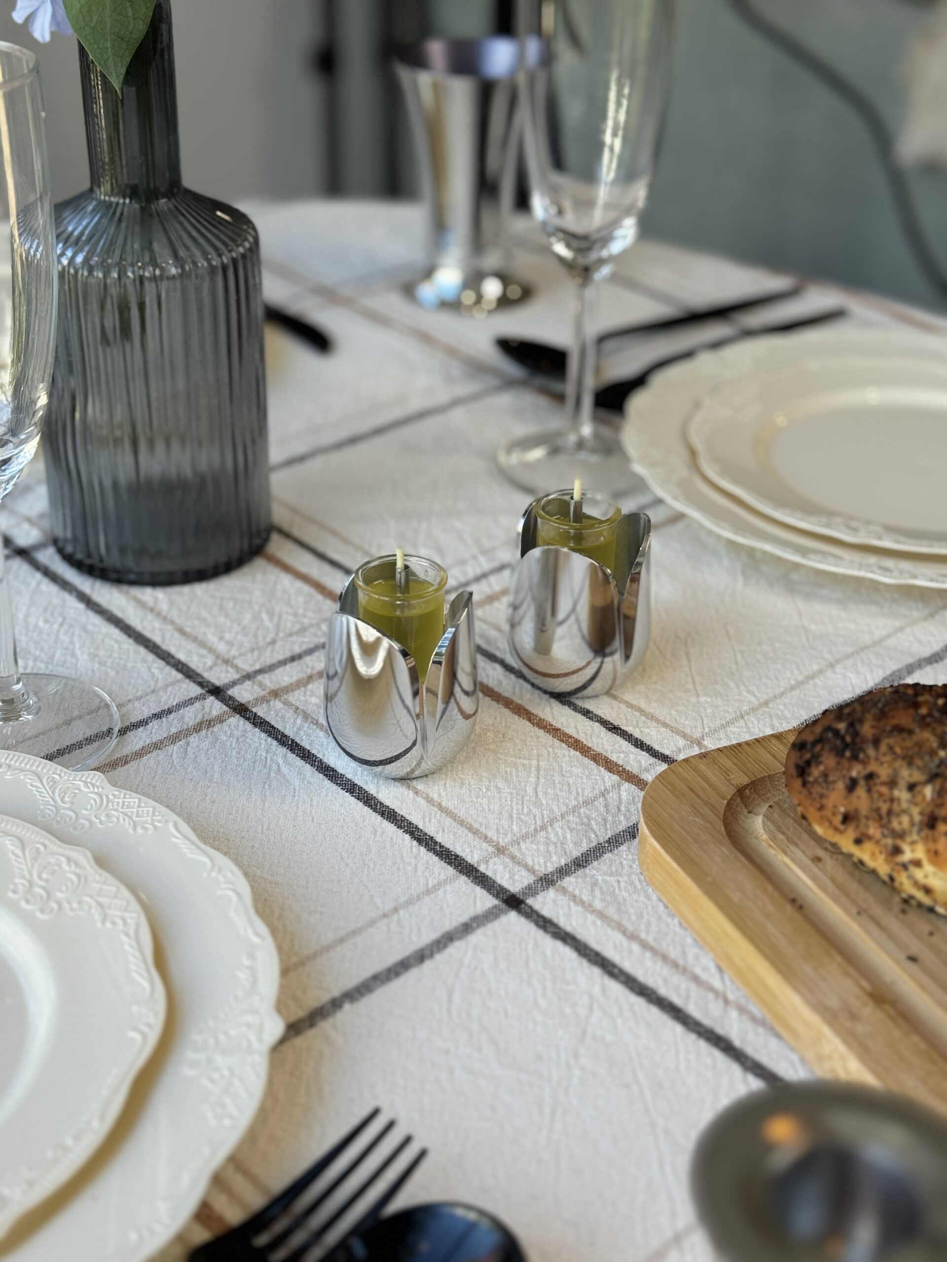 Shiny Flower Travel Shabbat Candlesticks – Maintenance Free