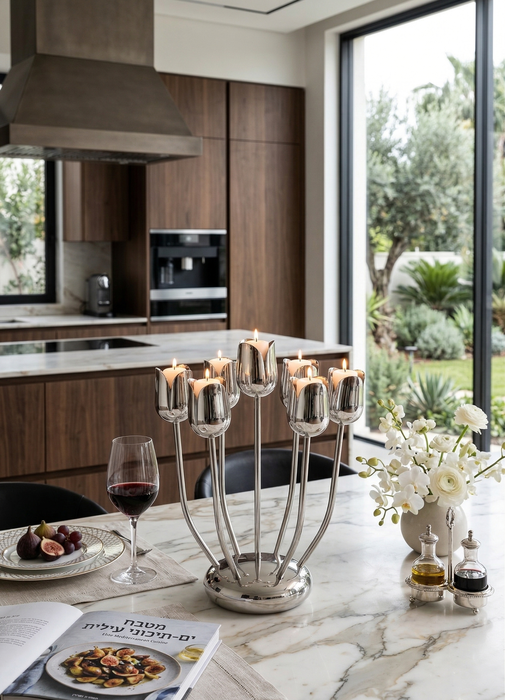 Shine Silver Tulip Candelabra From Aluminum That Non-Tarnish
